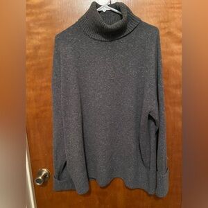 Old Navy Dark Gray Turtleneck Sweater